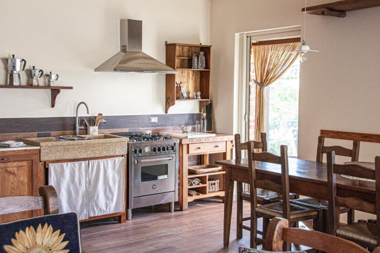 קרמיניאנו La Gufaia - Holiday House With Private Pool Near Florence מראה חיצוני תמונה