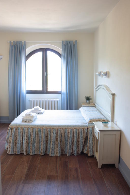 קרמיניאנו La Gufaia - Holiday House With Private Pool Near Florence חדר תמונה